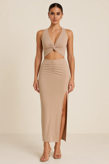 Dvoudílný set s výřezem a rozparkem